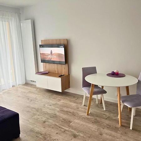 Apartament Purple Poznań Exteriör bild